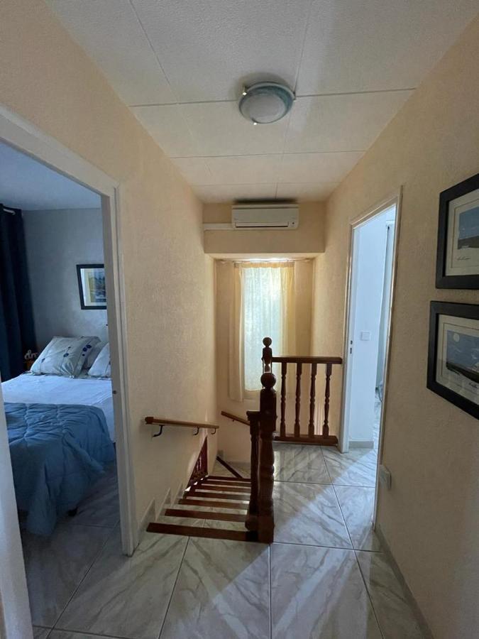 Leones Villa Empuriabrava Eksteriør billede